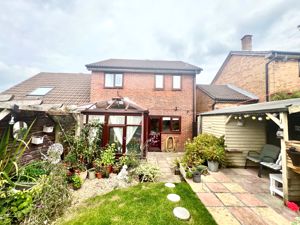 Rear- click for photo gallery